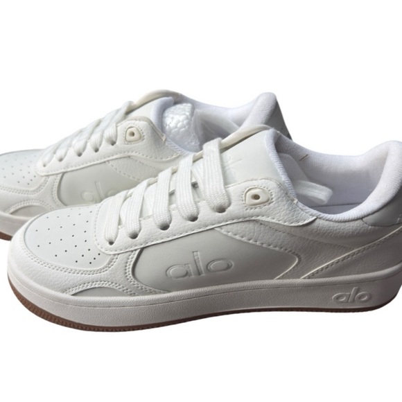 NIB Alo Recovery Mode Shoe - White Size 38 - Picture 1 of 5